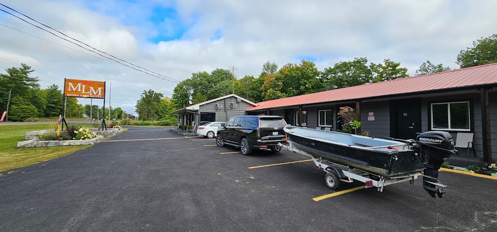 Moira Lake Motel | 104888 Trans-Canada Hwy, Madoc, ON K0K 2K0, Canada | Phone: (647) 262-9953