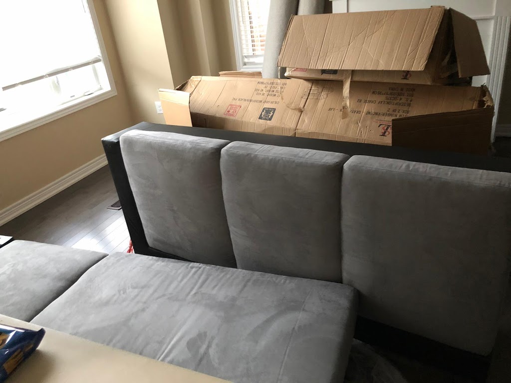 Paramount Furniture ltd. | 3711 Keele St, North York, ON M3J 1N1, Canada | Phone: (416) 398-3339
