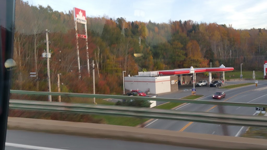 Petro-Canada | Hwy 2, 2946 Lake Thomas Dr, Fall River, NS B2T 1J5, Canada | Phone: (902) 860-0435