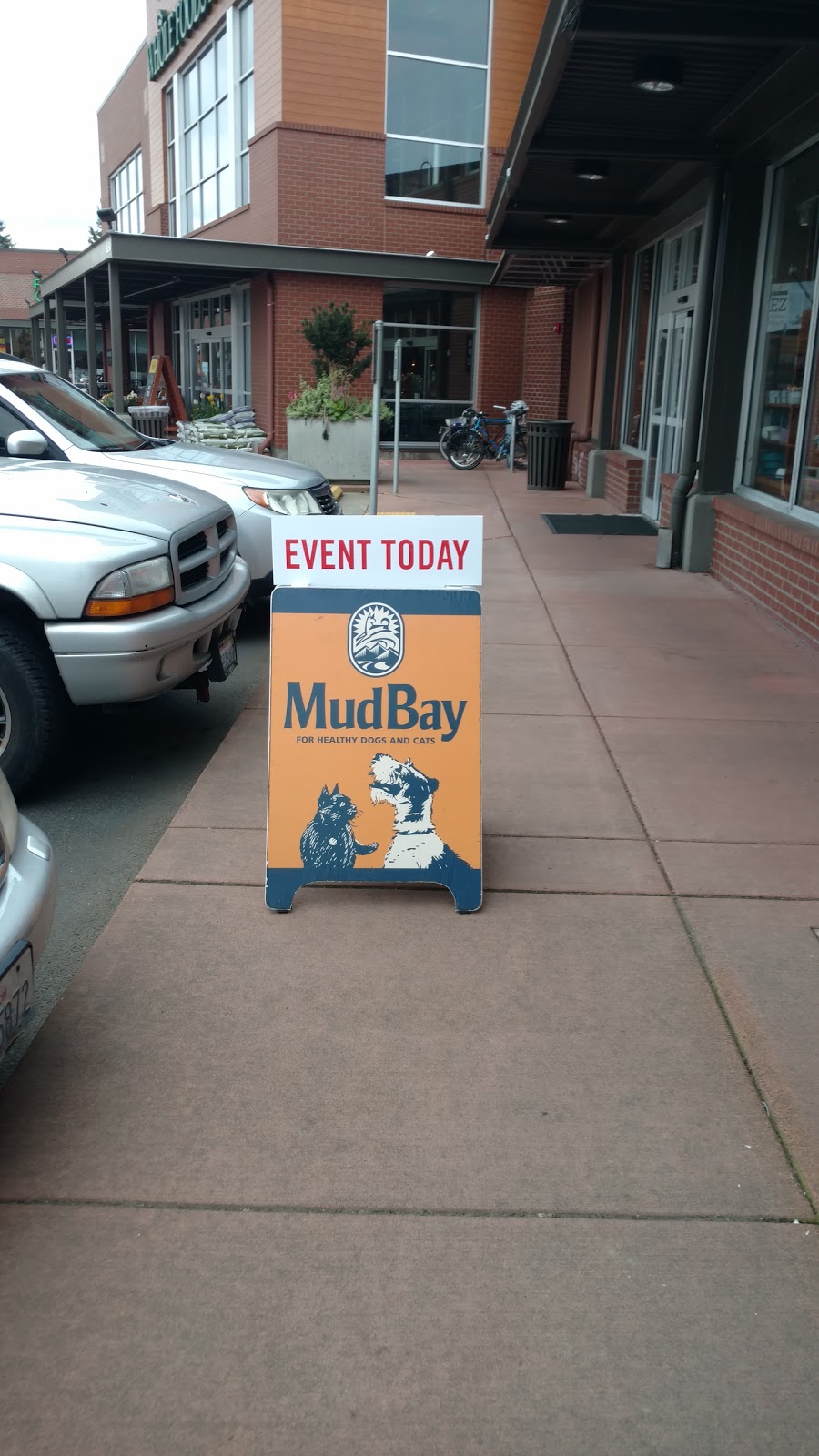 Mud Bay | 1022 Lakeway Dr, Bellingham, WA 98229, USA | Phone: (360) 922-3900