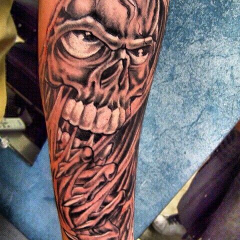 Urban Graffiti Custom Tattoos and Body Piercing | 1113 St Marys Rd, Winnipeg, MB R2M 3T7, Canada | Phone: (204) 231-8144