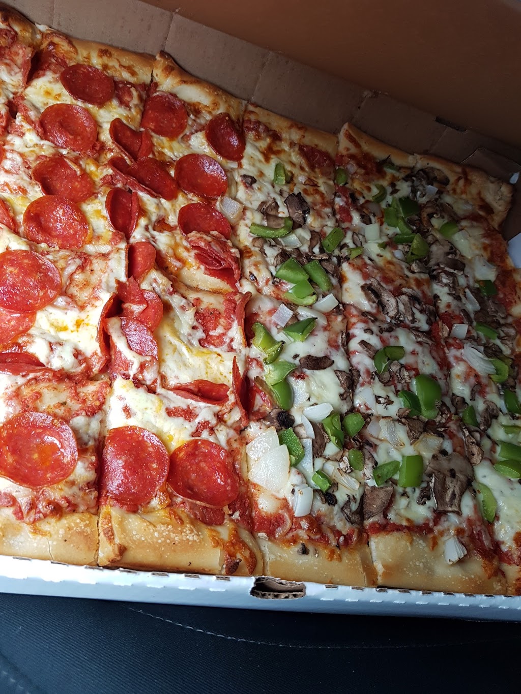 The Brick Oven Bakery | 2501 Guelph Line, Burlington, ON L7M 2A3, Canada | Phone: (905) 336-2799