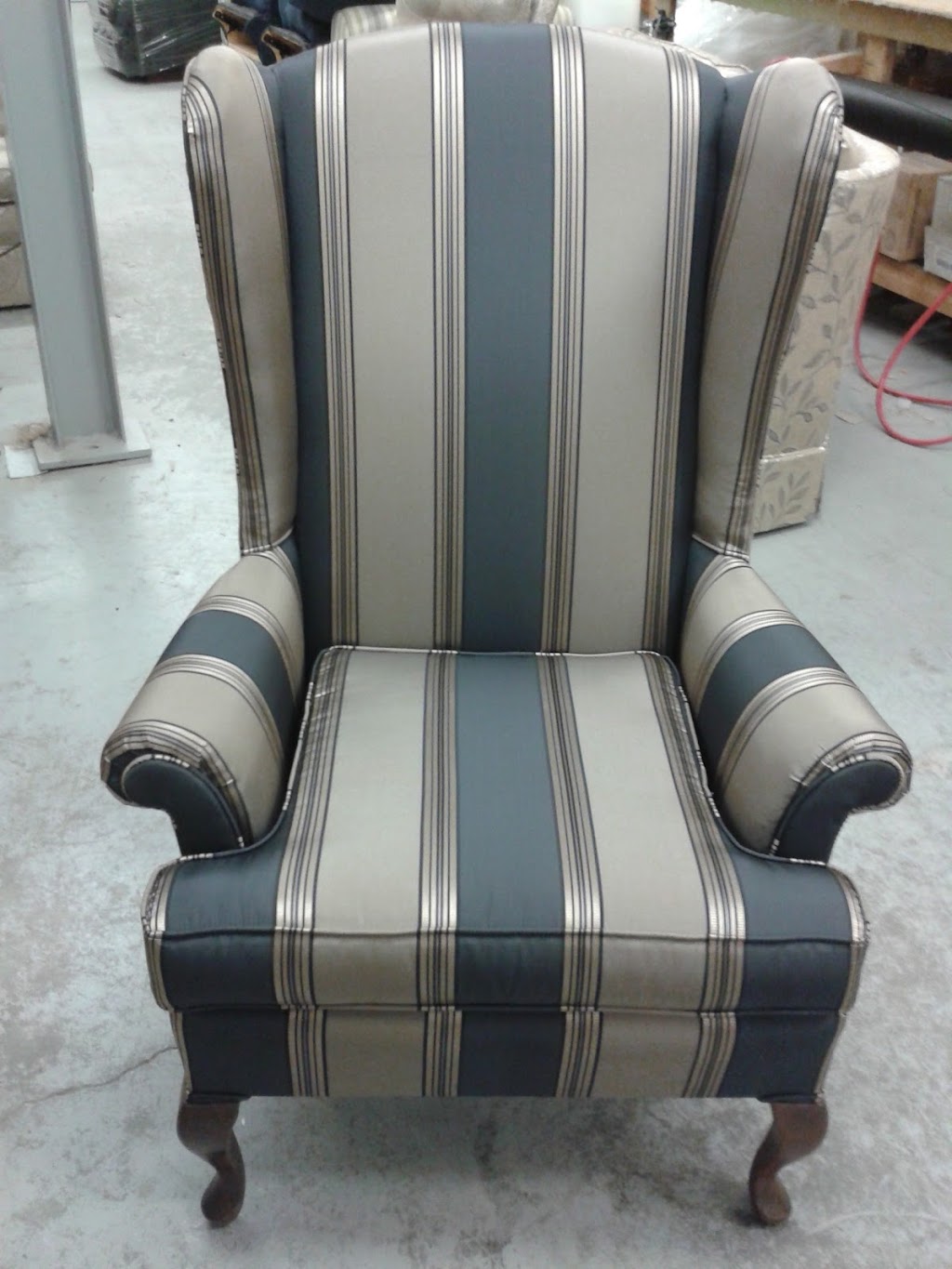 McCalls Upholstering | 910 High St #6, Peterborough, ON K9J 5R2, Canada | Phone: (705) 745-3931