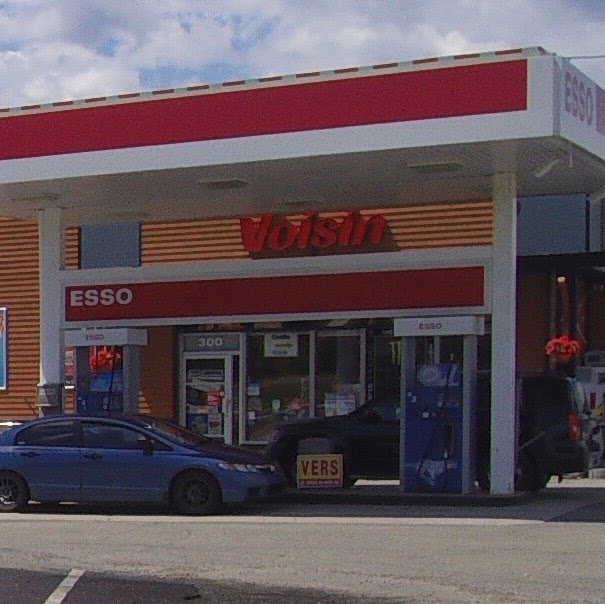 ESSO - Depanneur Des Caps Inc | 300 QC-138, Saint-Tite-des-Caps, QC G0A 4J0, Canada | Phone: (418) 823-2315