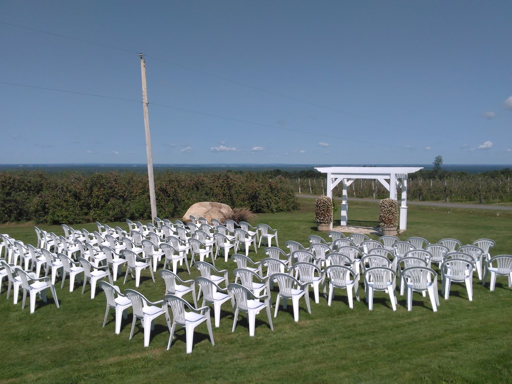 Les Vergers Ivanhoë Faille | 2232 Montée Brooks, Franklin, QC J0S 1E0, Canada | Phone: (450) 827-2742