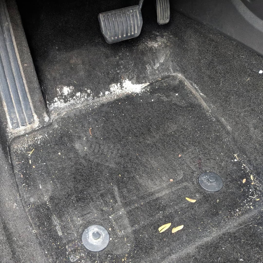 Under The Hood Auto Detailing | 61 Main St, Erin, ON N0B 1T0, Canada | Phone: (226) 500-1171