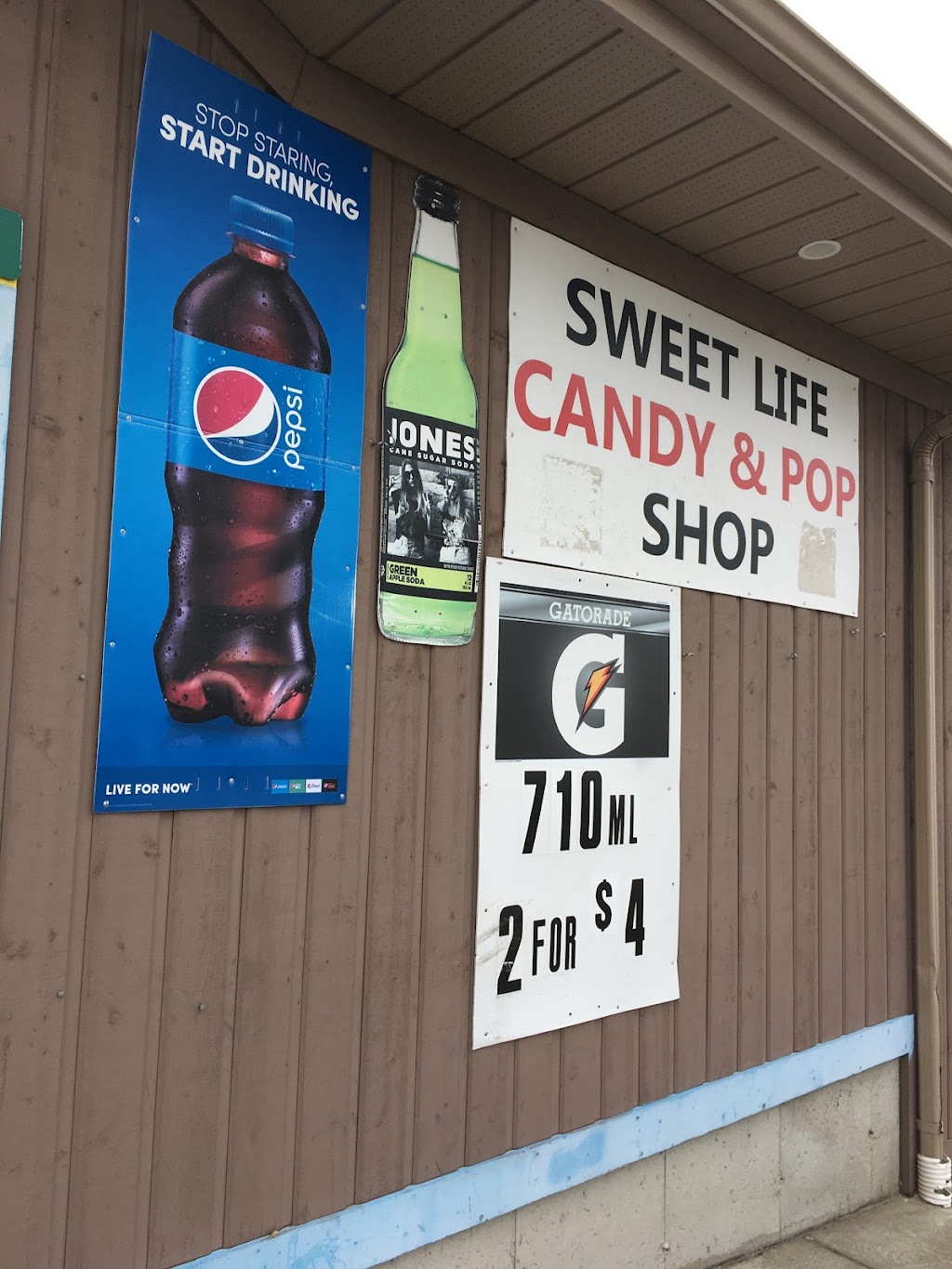 Sweet Life Candy Shop | 5 Lakeshore Blvd N, Sauble Beach, ON N0H 2G0, Canada | Phone: (647) 995-5624