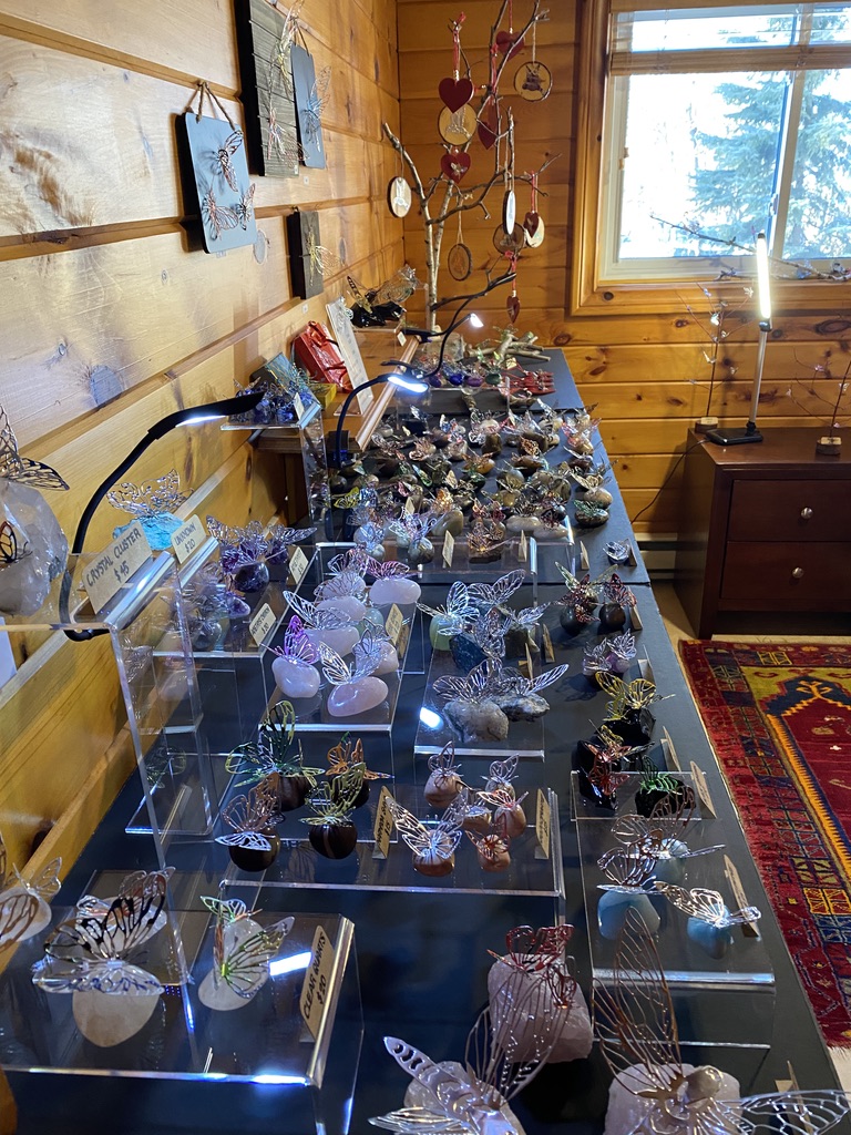 Love Bugs Canadian Crafts | 721 Kelly St, Innisfil, ON L9S 2E4, Canada | Phone: (705) 816-2220