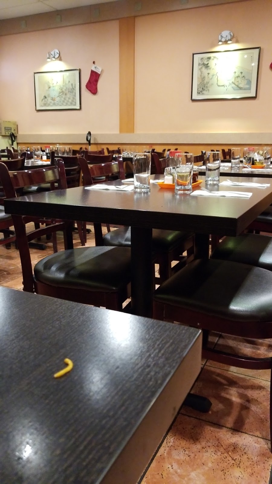 Lucky Chinese Restaurant | 3774 Lawrence Ave E, Scarborough, ON M1G 1P9, Canada | Phone: (416) 431-0383
