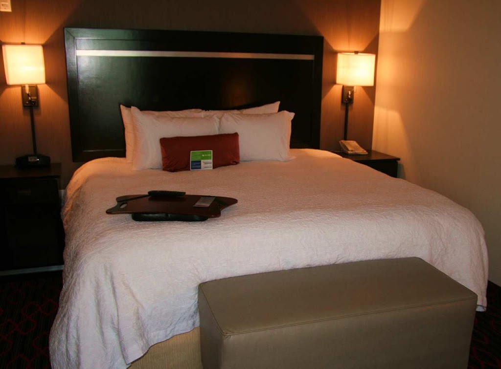 Hampton Inn by Hilton Fort Saskatchewan | 8709 101 St, Fort Saskatchewan, AB T8L 0H9, Canada | Phone: (780) 997-1001