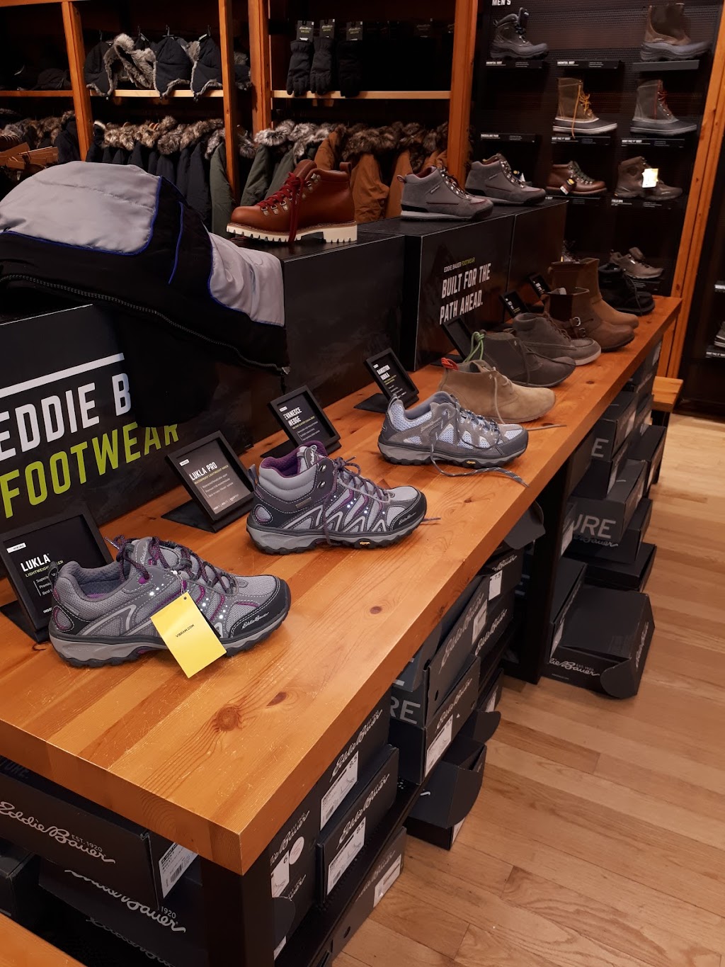 Eddie Bauer | 11100 51 Ave NW, Edmonton, AB T6H 4M6, Canada | Phone: (780) 437-1155