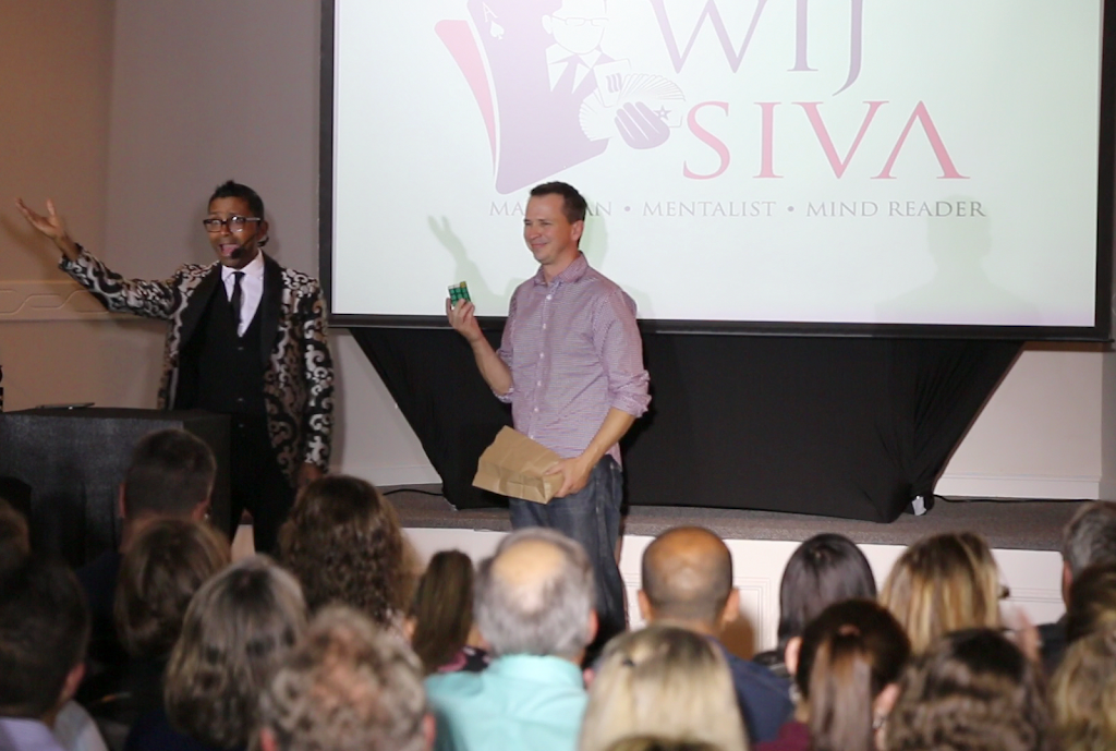 Wij the Magician | 3635 Forest Bluff Crescent, Mississauga, ON L5N 7W8, Canada | Phone: (416) 770-3894