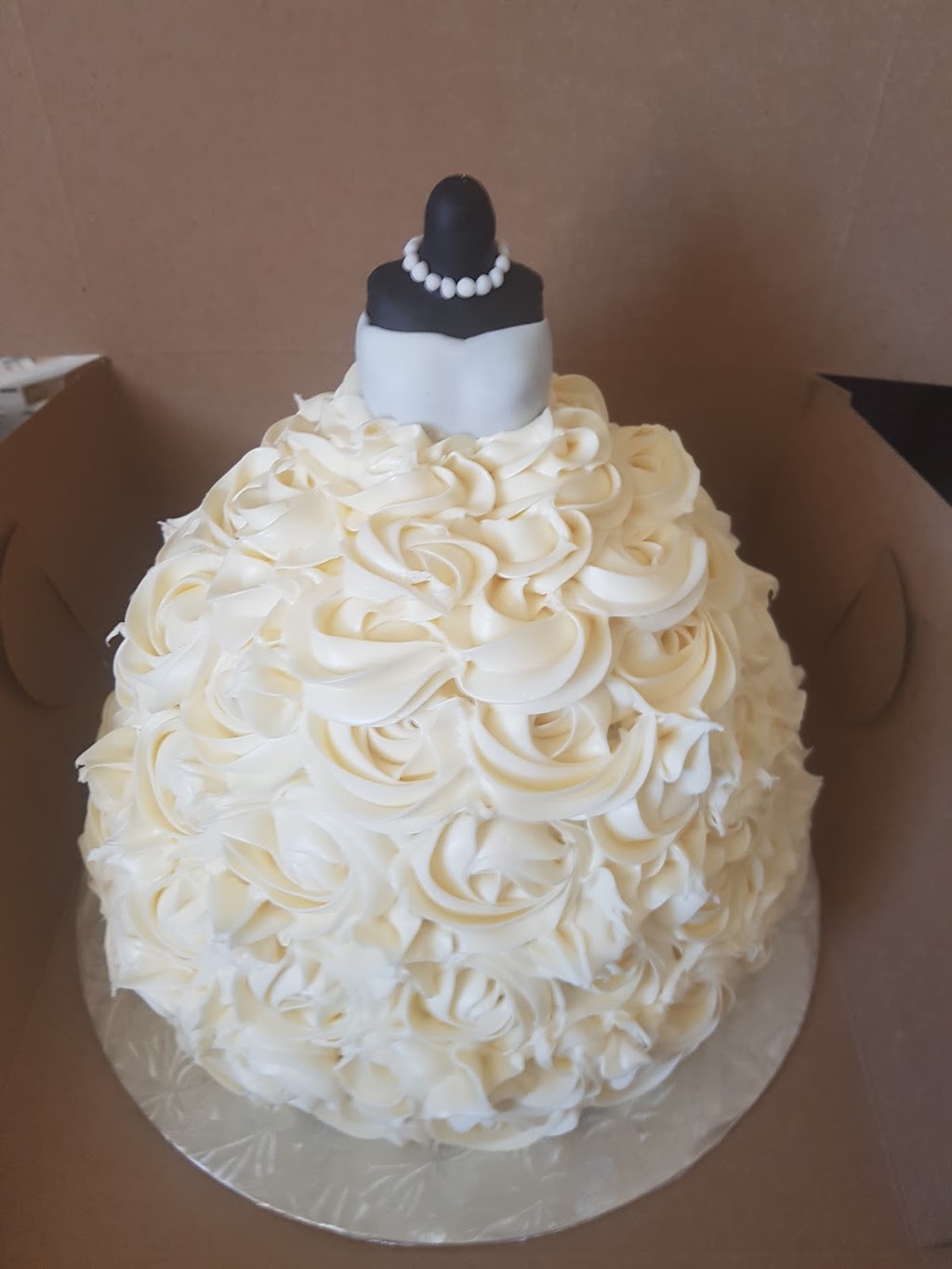 Tiffanys Sweet Treats | 265 Bridge St, Carleton Place, ON K7C 3H3, Canada | Phone: (613) 218-2036