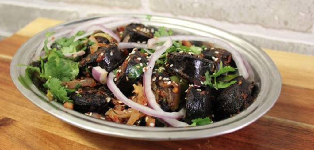 Songtsen Cafe | 1504 Queen St W, Toronto, ON M6R 1A4, Canada | Phone: (416) 533-9778