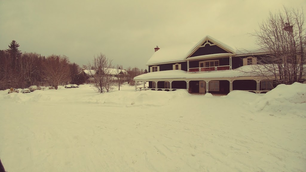 Auberge De La Rivière | 3500 Chemin des Trembles, Saint-Paulin, QC J0K 3G0, Canada | Phone: (800) 789-5968