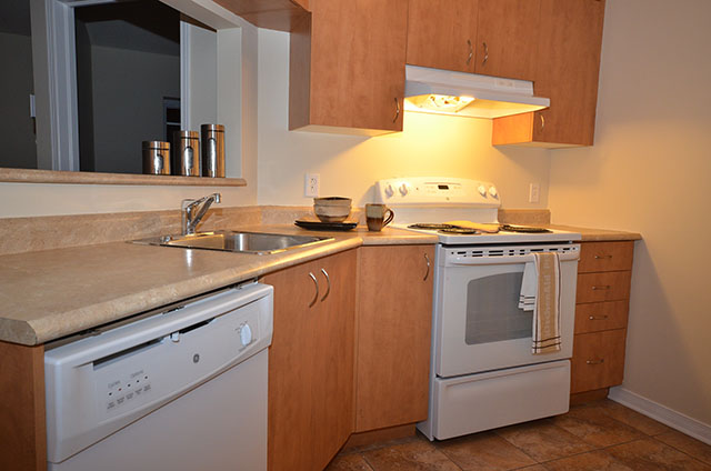 Bourg Du Village | 25 Place Casavant, Sainte-Thérèse, QC J7E 5X1, Canada | Phone: (450) 508-2000