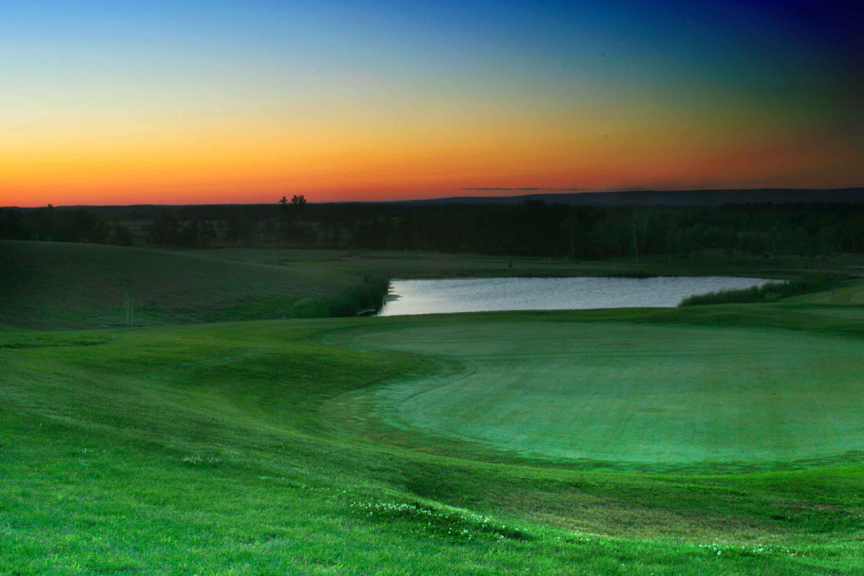 Berwick Heights Golf Course | 3060 NS-221, Berwick, NS B0P 1E0, Canada | Phone: (902) 847-9000