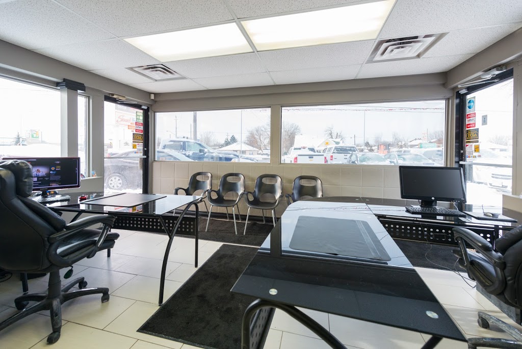 Better Used Cars | 2925 Bank St, Gloucester, ON K1T 1N7, Canada | Phone: (613) 248-2277