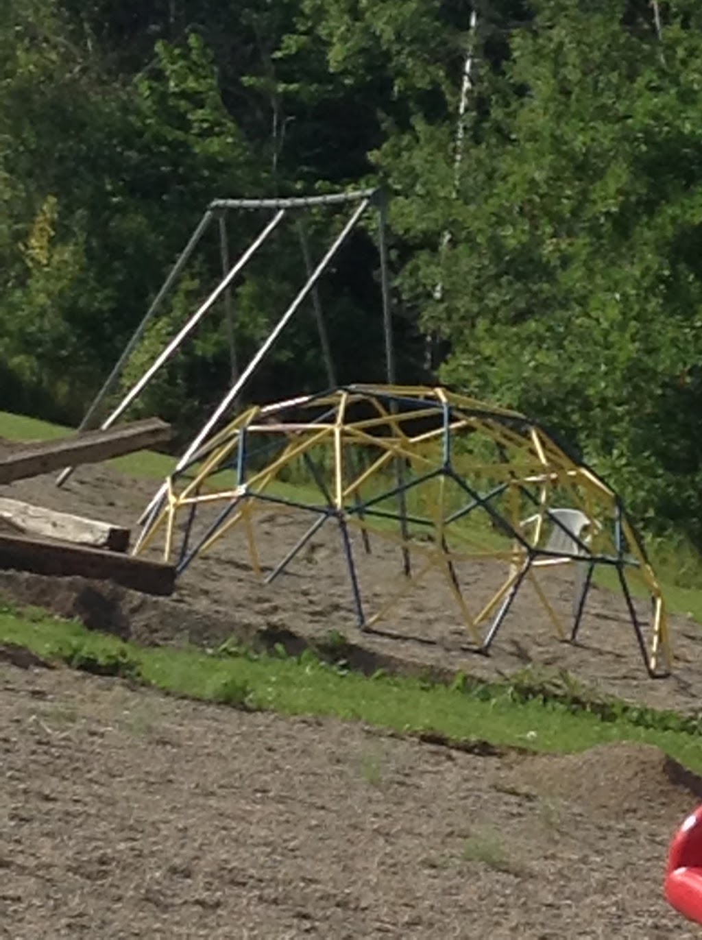Parc Pauline Frizzell Park | 387 Salisbury Rd, Moncton, NB E1E 1B1, Canada | Phone: (506) 853-3516