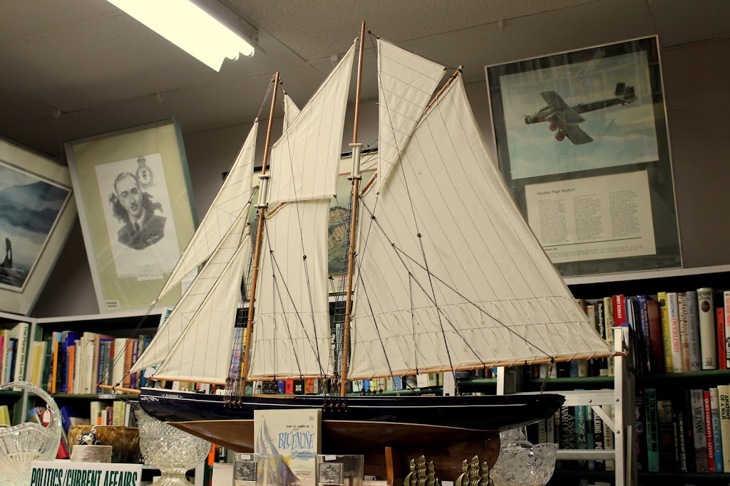 Fly By Night Books and Antiques | 792 Brant St, Burlington, ON L7R 2J2, Canada | Phone: (905) 484-9948