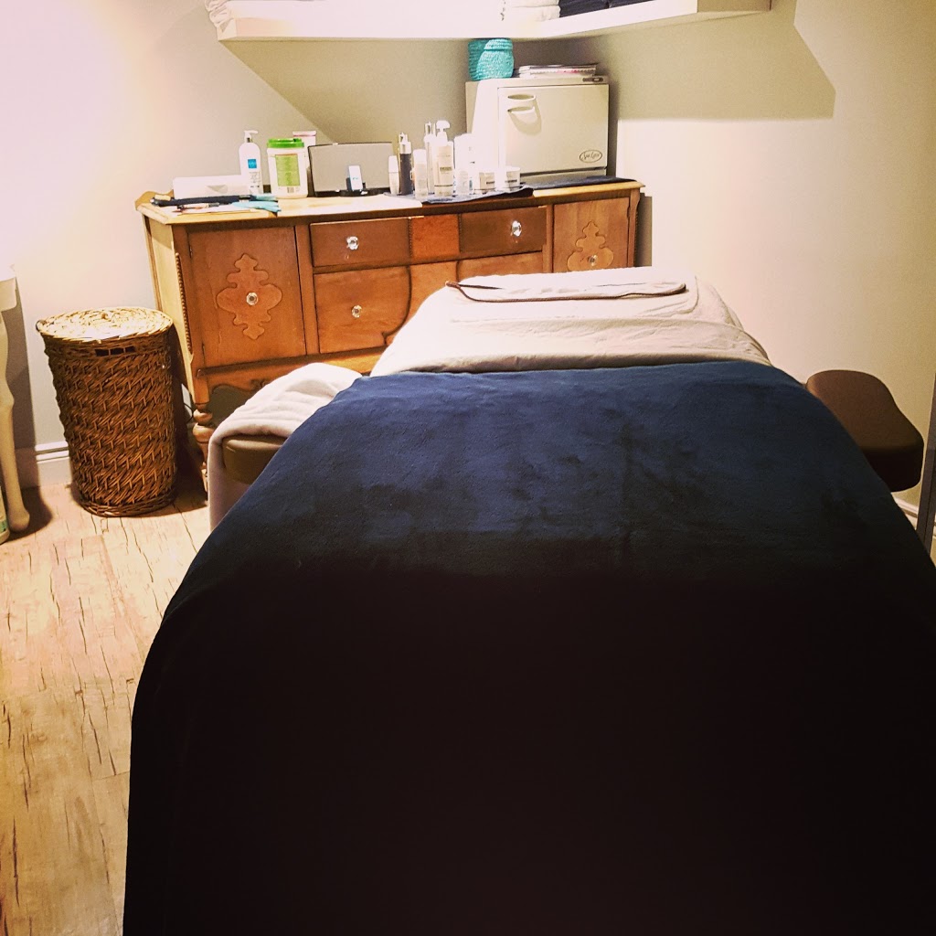 Vie Esthetic Studio | 2374 Rondel St, Gloucester, ON K1B 4M2, Canada | Phone: (613) 724-1311