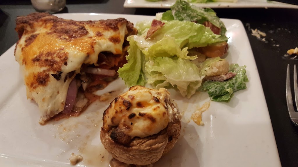 Formaggios Pie Shack | 1600 Highbury Ave N, London, ON N5Y 5N7, Canada | Phone: (519) 457-2233