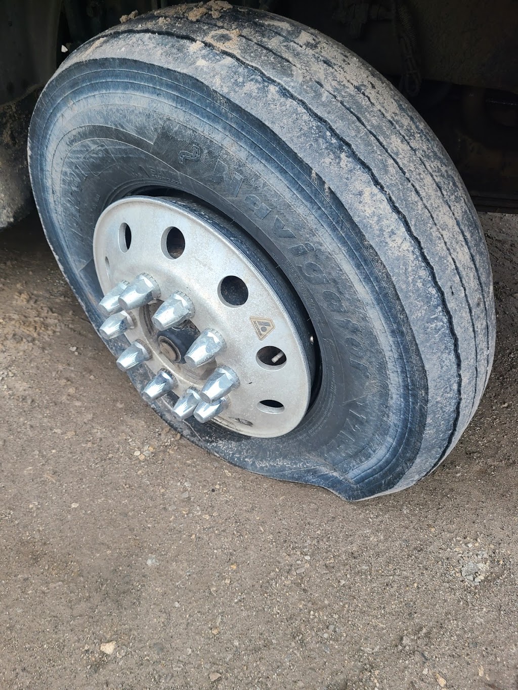 BYANKEE MOBILE TIRE SERVICE | 81 Brockley Dr, Hamilton, ON L8E 3C4, Canada | Phone: (416) 476-3431
