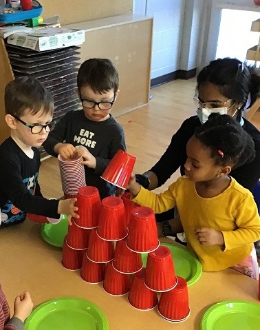 RisingOaks Early Learning | St. Nicholas | 525 Laurelwood Dr, Waterloo, ON N2V 2N1, Canada | Phone: (519) 883-1998