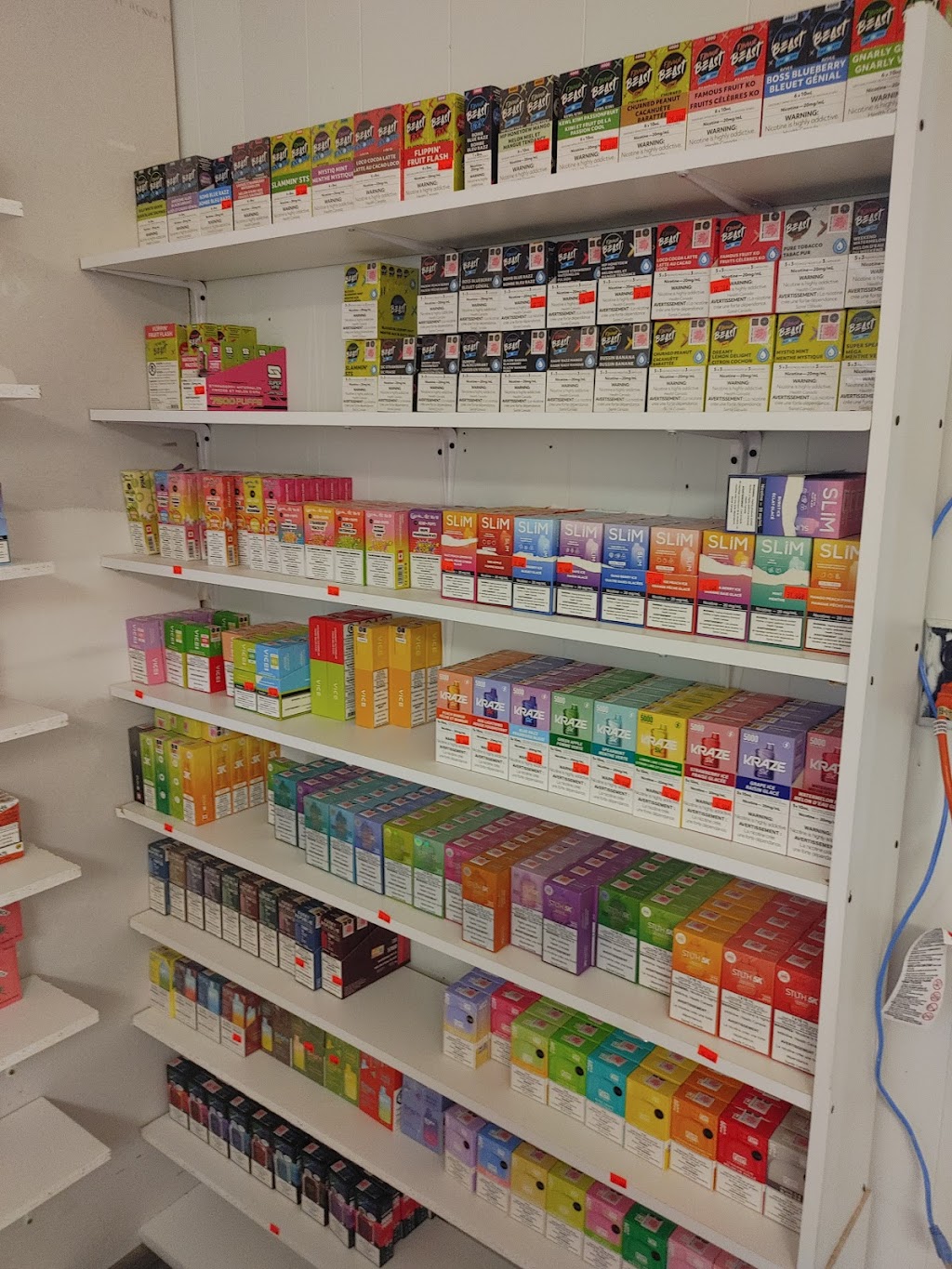 Yellow wood Vapour Store | 31194 ON-17, Chalk River, ON K0J 1J0, Canada | Phone: (613) 589-2559