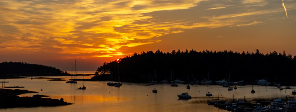 Harrison House Bed and Breakfast | 3445 South Rd, Gabriola, BC V0R 1X7, Canada | Phone: (778) 808-8084