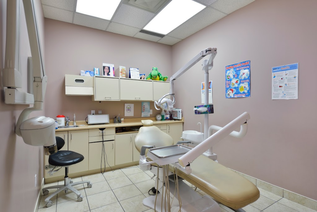 Paramount Dentistry | 1050 Paramount Dr, Stoney Creek, ON L8J 1P8, Canada | Phone: (905) 578-3368