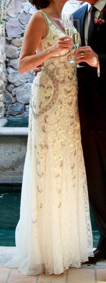 Mariannas Alterations | 369 Bridlewood Ave SW, Calgary, AB T2Y 4H5, Canada | Phone: (403) 278-2655