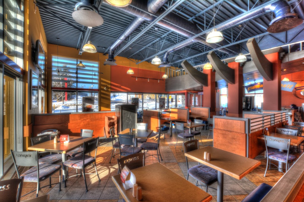 St-Hubert Express | 1818 Rue King E, Sherbrooke, QC J1G 5G6, Canada | Phone: (819) 563-5111