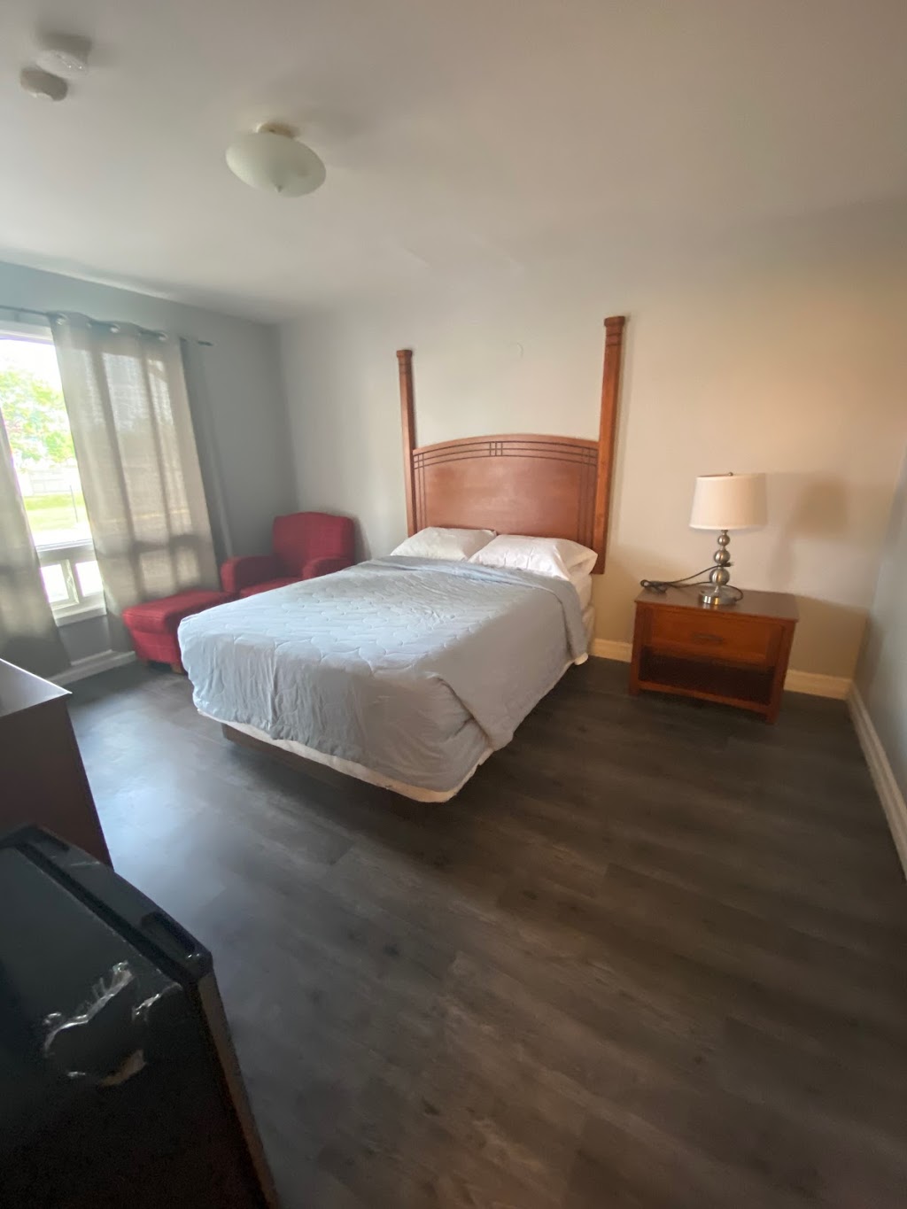 Studio 1 Motel | 1144 Division St, Cobourg, ON K9A 4J9, Canada | Phone: (905) 372-5533
