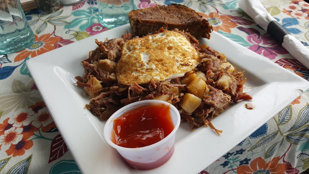Bellas | 602 Riverside Dr, Clayton, NY 13624, USA | Phone: (315) 686-2341
