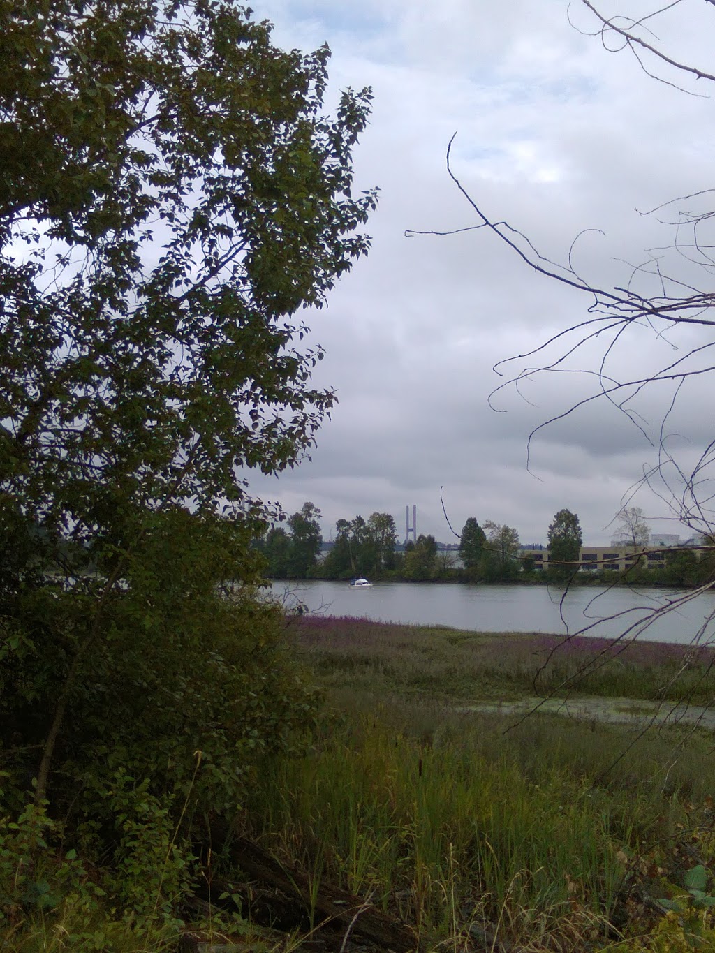 Fraserwood Park | 22020 Fraserwood Way, Richmond, BC V6W 1J6, Canada