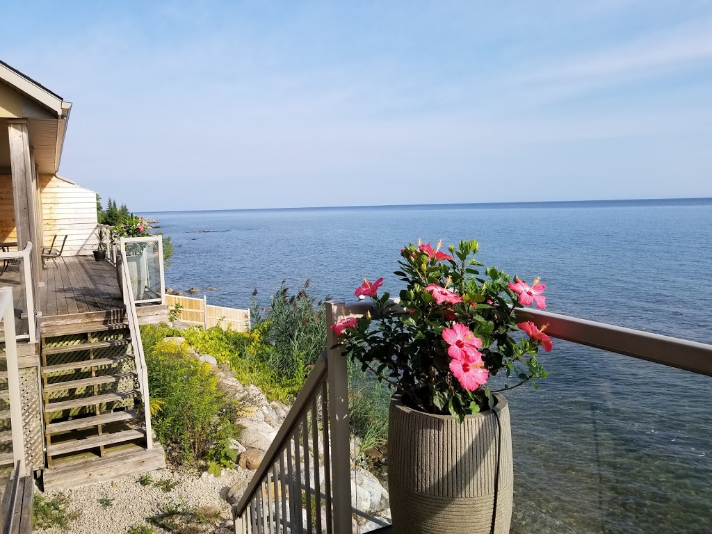 Blue View Chalets | 209555, ON-26, The Blue Mountains, ON L9Y 0S5, Canada | Phone: (800) 252-2826