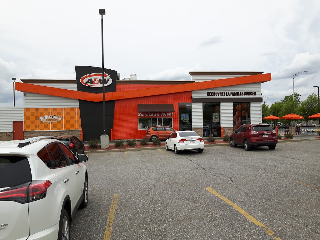 A&W Canada | 453 Boulevard Jutras E, Victoriaville, QC G6P 7H4, Canada | Phone: (819) 752-1705
