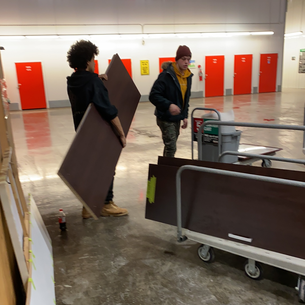 EVERYDAY CANADIAN MOVING | 780 Keewatin St, Winnipeg, MB R2R 1S5, Canada | Phone: (204) 799-2251