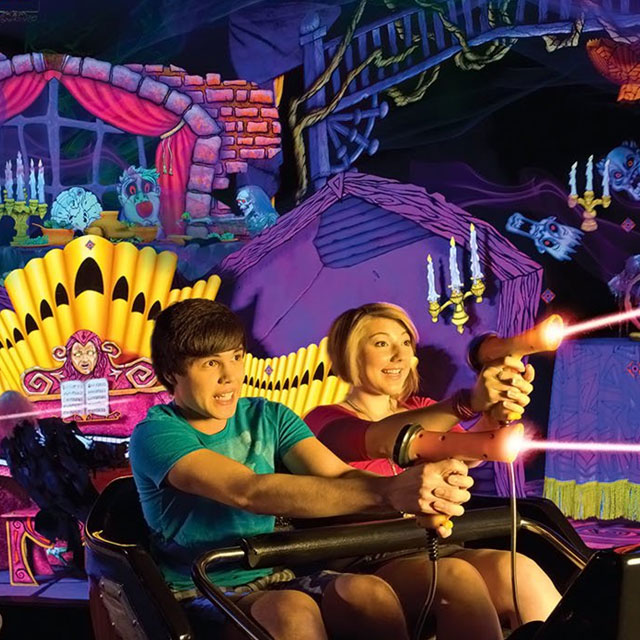 Cilfton Hill Fun By the Falls | 4960 Clifton Hill, Niagara Falls, ON L2G 3N4, Canada | Phone: (905) 358-3676