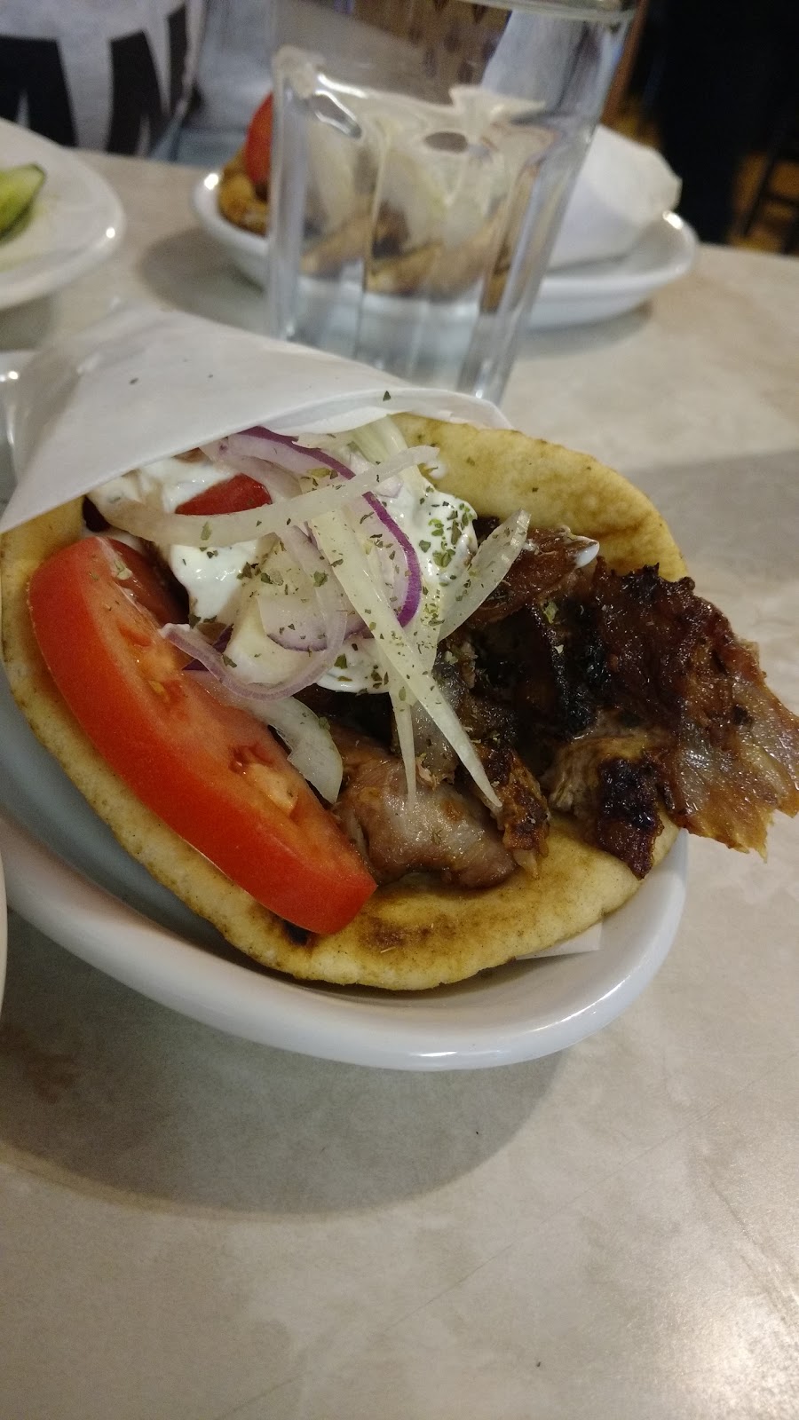 Fameux Gyros Elatos | 550 Rue Jarry O, Montréal, QC H3N 1G1, Canada | Phone: (514) 273-5358
