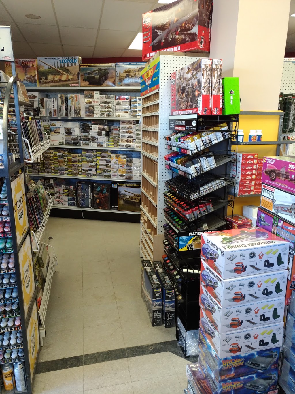 Dailey Hobbies | 185 Thickson Rd, Whitby, ON L1N 6T9, Canada | Phone: (905) 404-2100