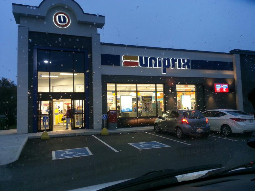 Uniprix Isabelle Fauteux - Pharmacie affiliée | 1850 Rue King E, Sherbrooke, QC J1G 5G6, Canada | Phone: (819) 564-2101