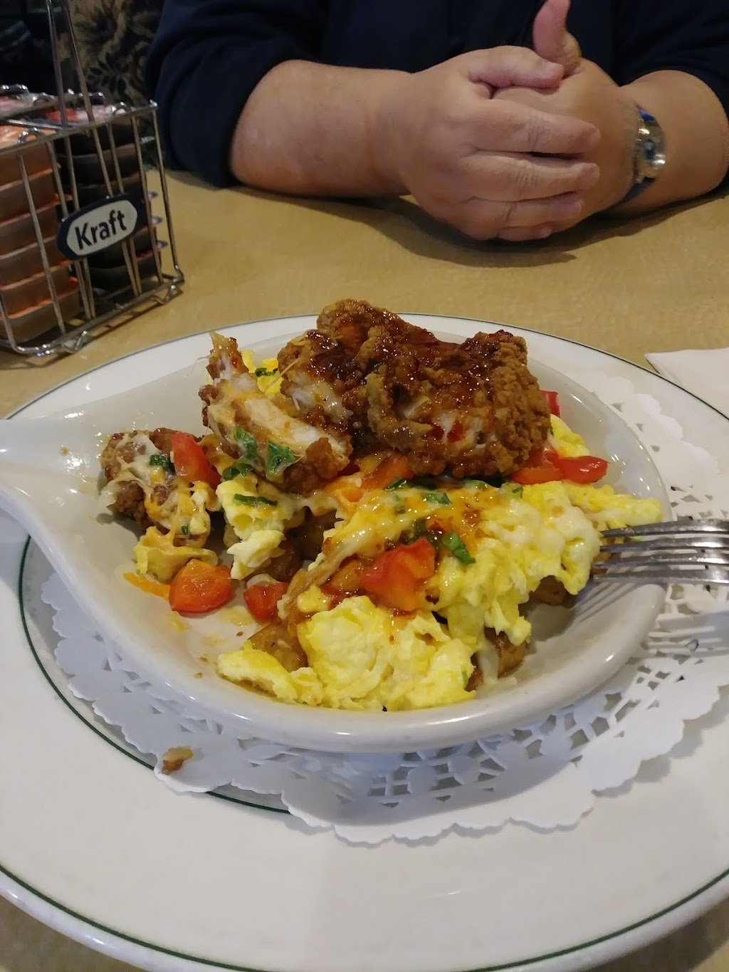 Smittys Family Restaurant and Lounge | 1200 37 Street SW #7, Calgary, AB T3C 1S2, Canada | Phone: (403) 249-1044
