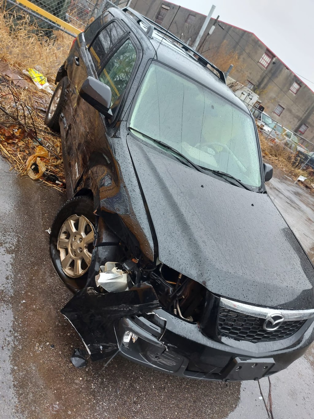 Scrap Car Removal | Junk Car | Scrap King Dealer Toronto | 2435 Kipling Ave, Etobicoke, ON M9V 3A7, Canada | Phone: (437) 522-8506