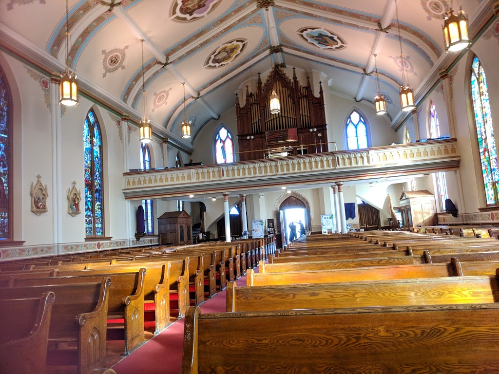 St. Marys Church | 40 Russel Street East, Lindsay, ON K9V 2A4, Canada | Phone: (705) 324-4828