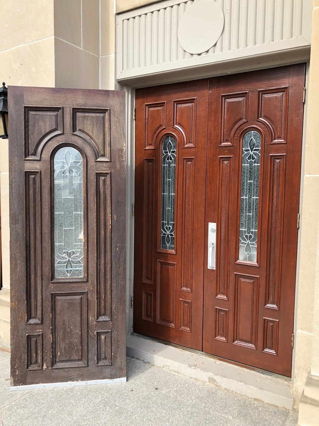 Jacob Spray Paint Wood Finishing | 122 Millwick Dr, North York, ON M9L 1Y6, Canada | Phone: (647) 523-6874