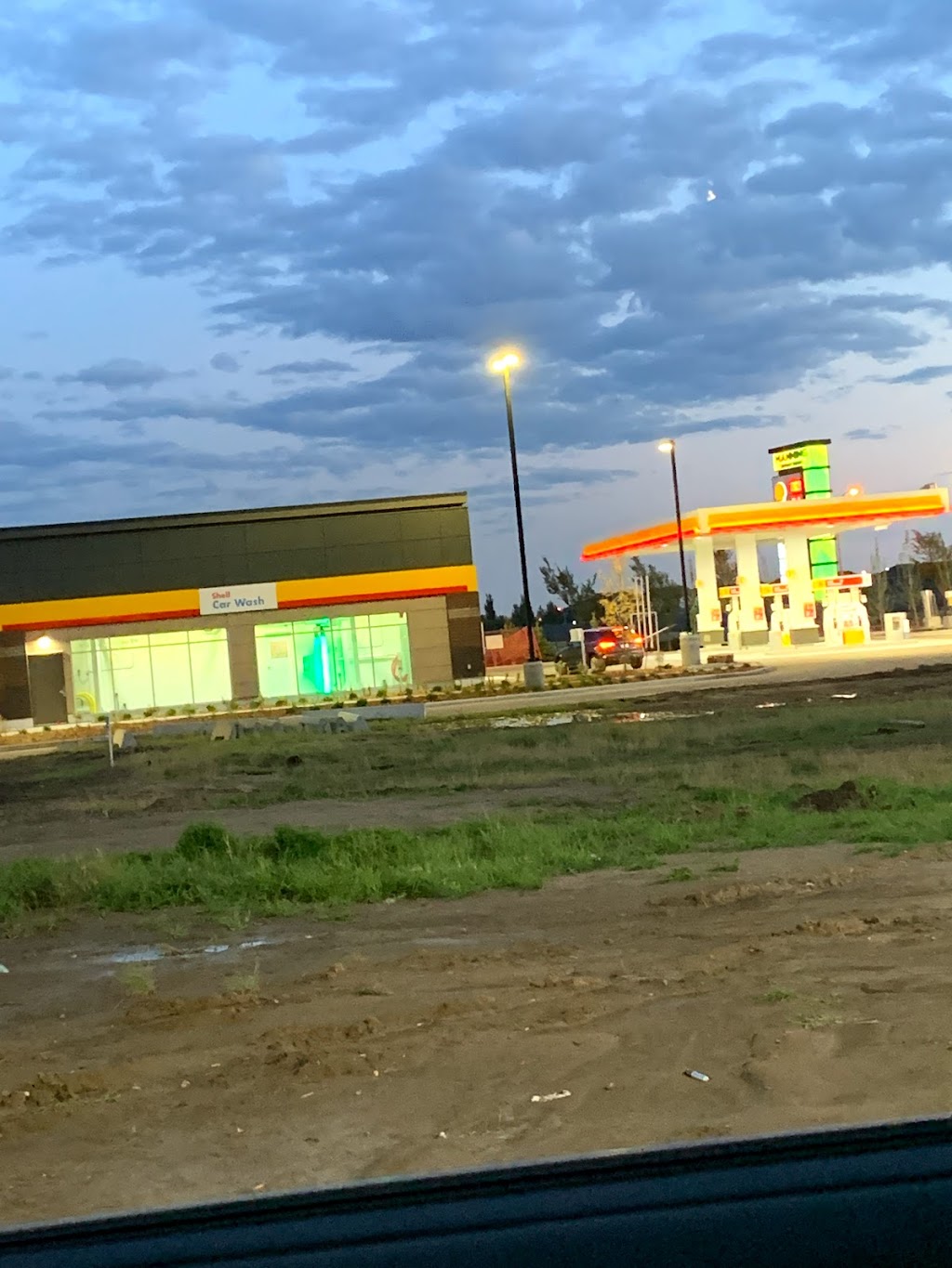 Shell | 3606 153 Ave NW, Edmonton, AB T5Y 0S5, Canada | Phone: (825) 202-7361