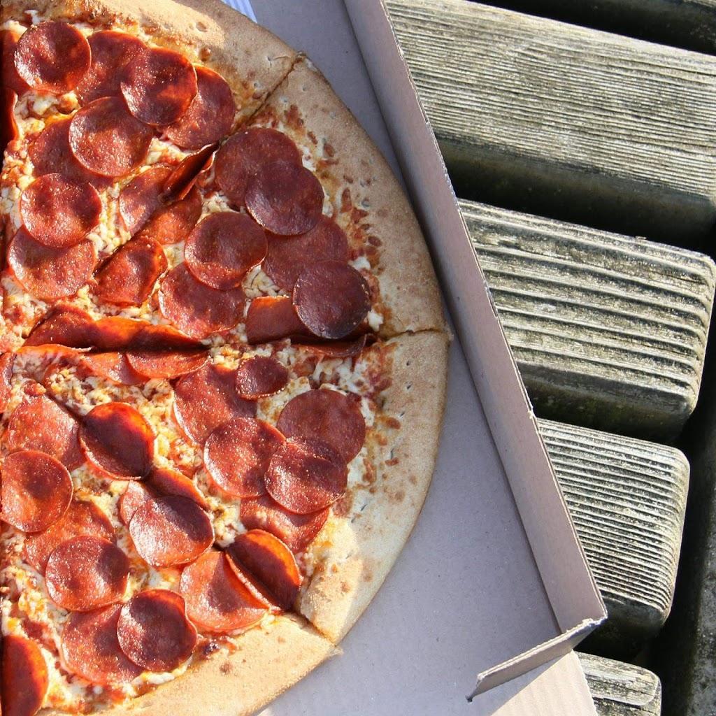 Freshslice Pizza | Coquitlam Centre #2601, 2929 Barnet Hwy, Coquitlam, BC V3B 5R5, Canada | Phone: (604) 475-5590