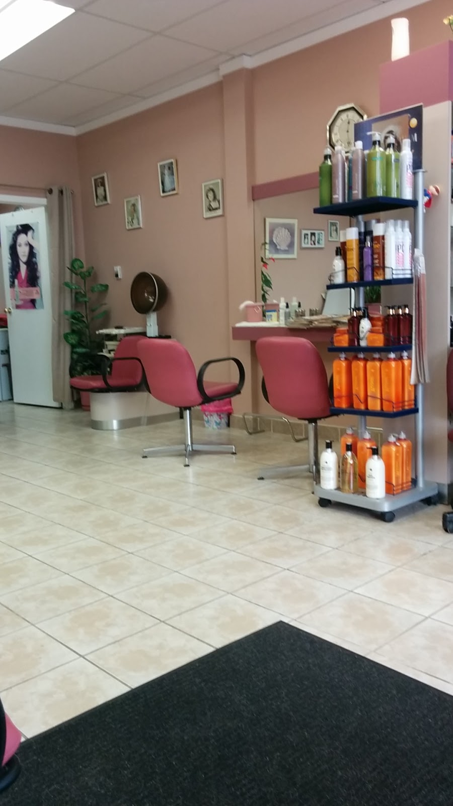 Michael Hair Design | 44 Wellesworth Dr, Etobicoke, ON M9C 4R1, Canada | Phone: (416) 695-2962